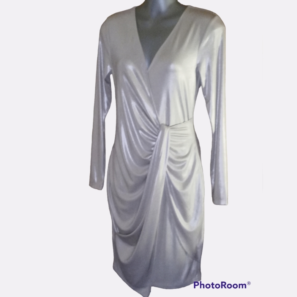 Express Plunge Liquid Sliver Cocktail Disco Dress XS Like New!